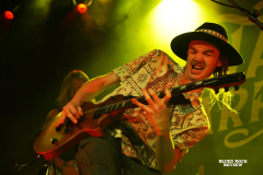 taj23